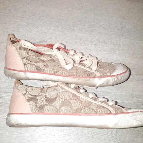 Women's coach sneakers size 7.5 - Picture 6 of 14